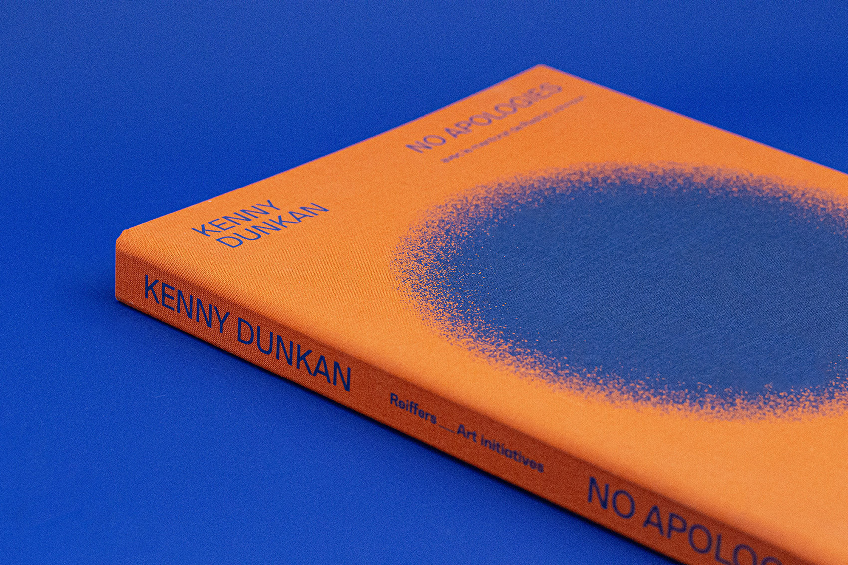 Couverture de livre avec sérigraphie